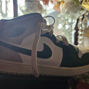 🟢 Nike Air Jordan 1 Mid Oxidized Green (Kids) – Style FQ8087-103